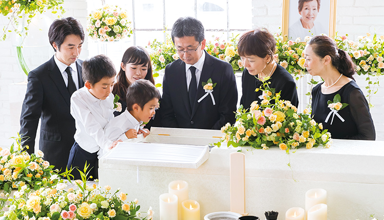 葬儀プラン 家族葬 葬儀 葬式 家族葬なら日比谷花壇のお葬式